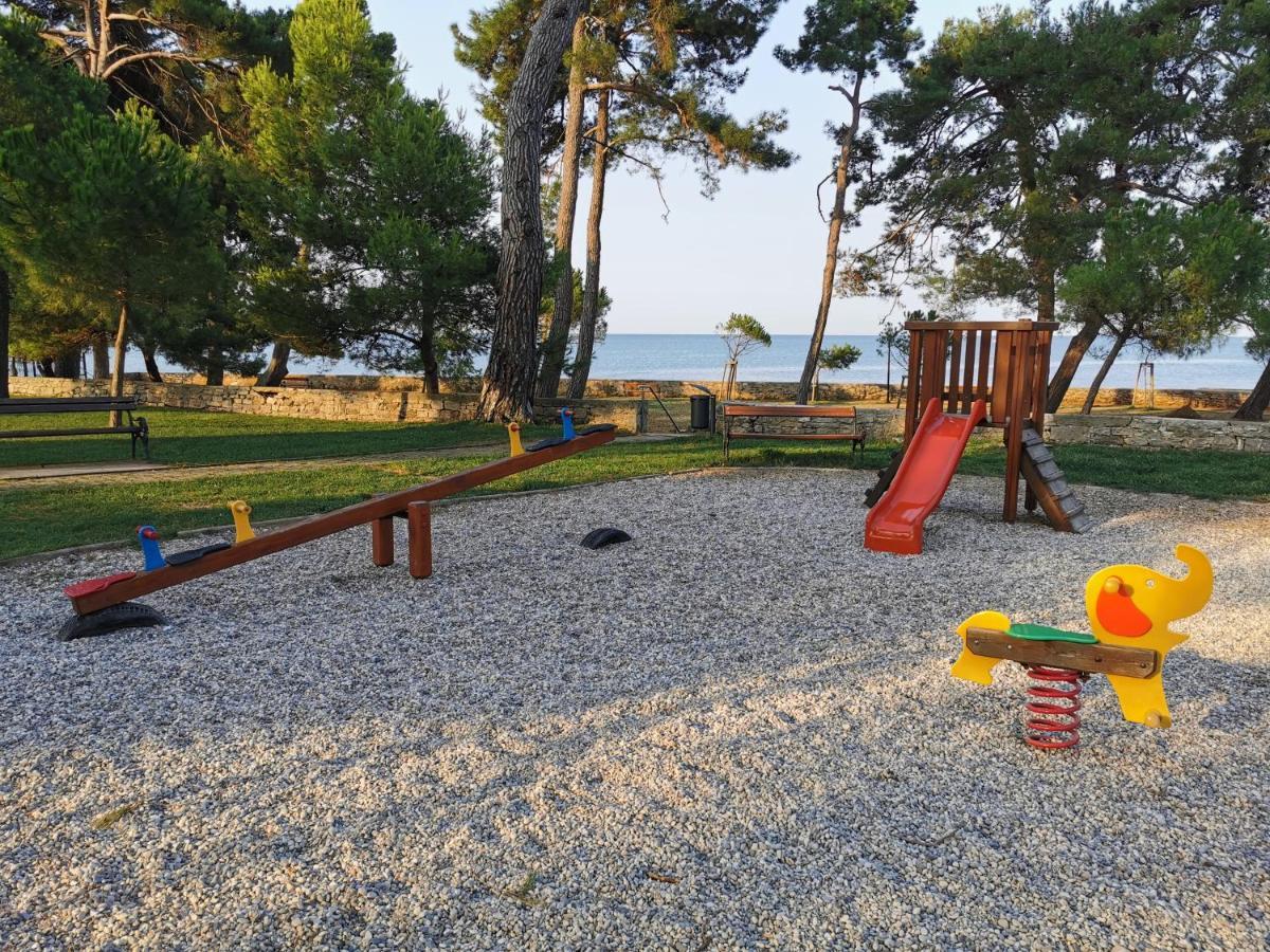 Mirta Deluxe Superior 5 Star Apartment, Your Piece Of Heaven By The Sea & Park, With Sea & Park View Novigrad Istria المظهر الخارجي الصورة